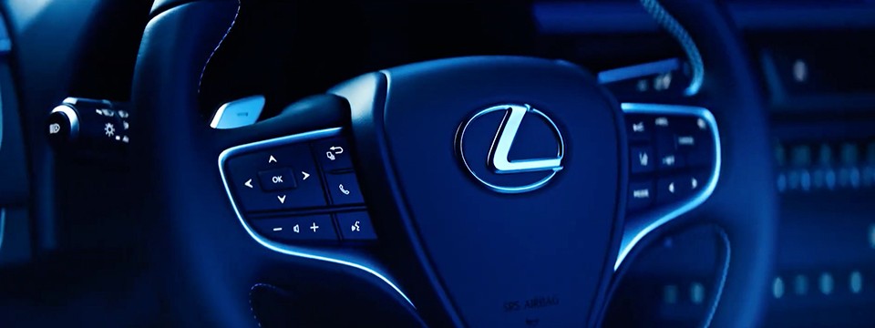 Still Lexus UX 300e 2