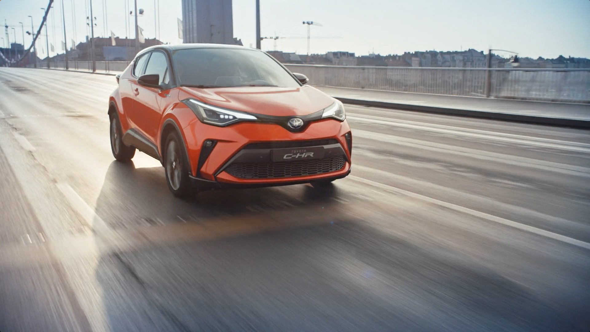 Portada de video Toyota C-HR